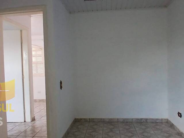 #1717C16D - Casa para Venda em Guaratuba - PR