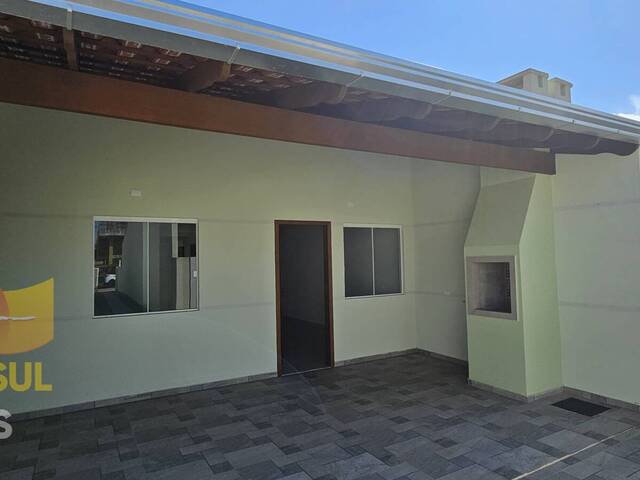 #1728C - Casa para Venda em Guaratuba - PR